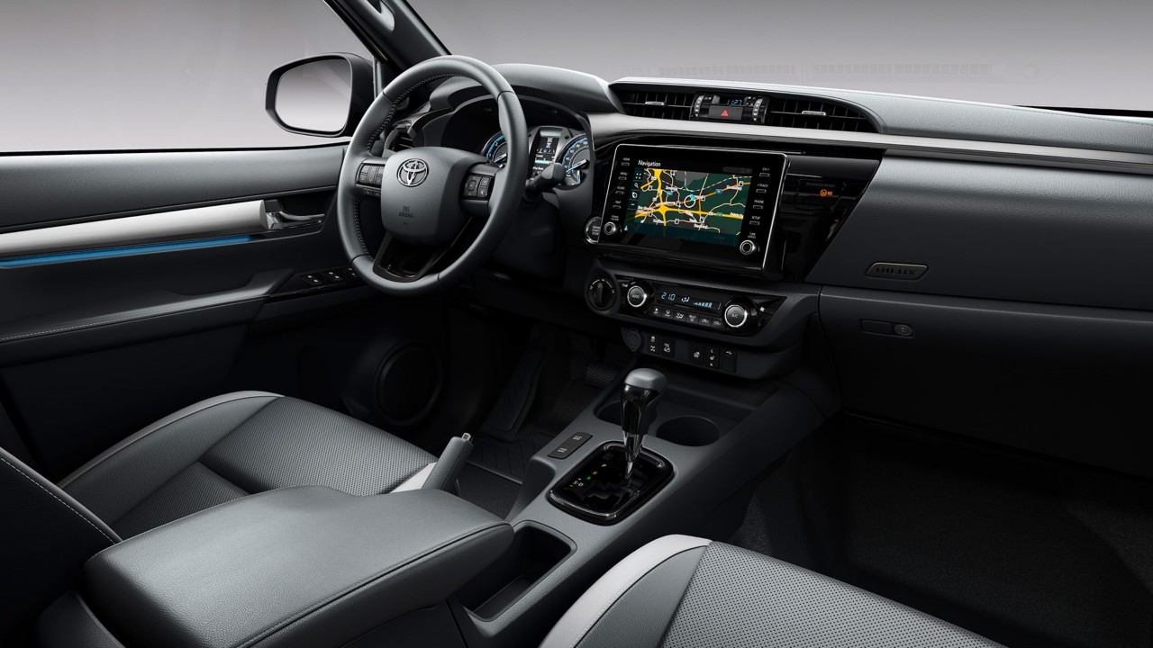 Toyota Corolla Hatchback front interior