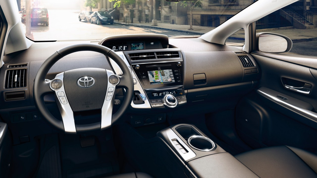 Your daily drive can be demanding, but the advanced features of Prius+ will make your journeys easie