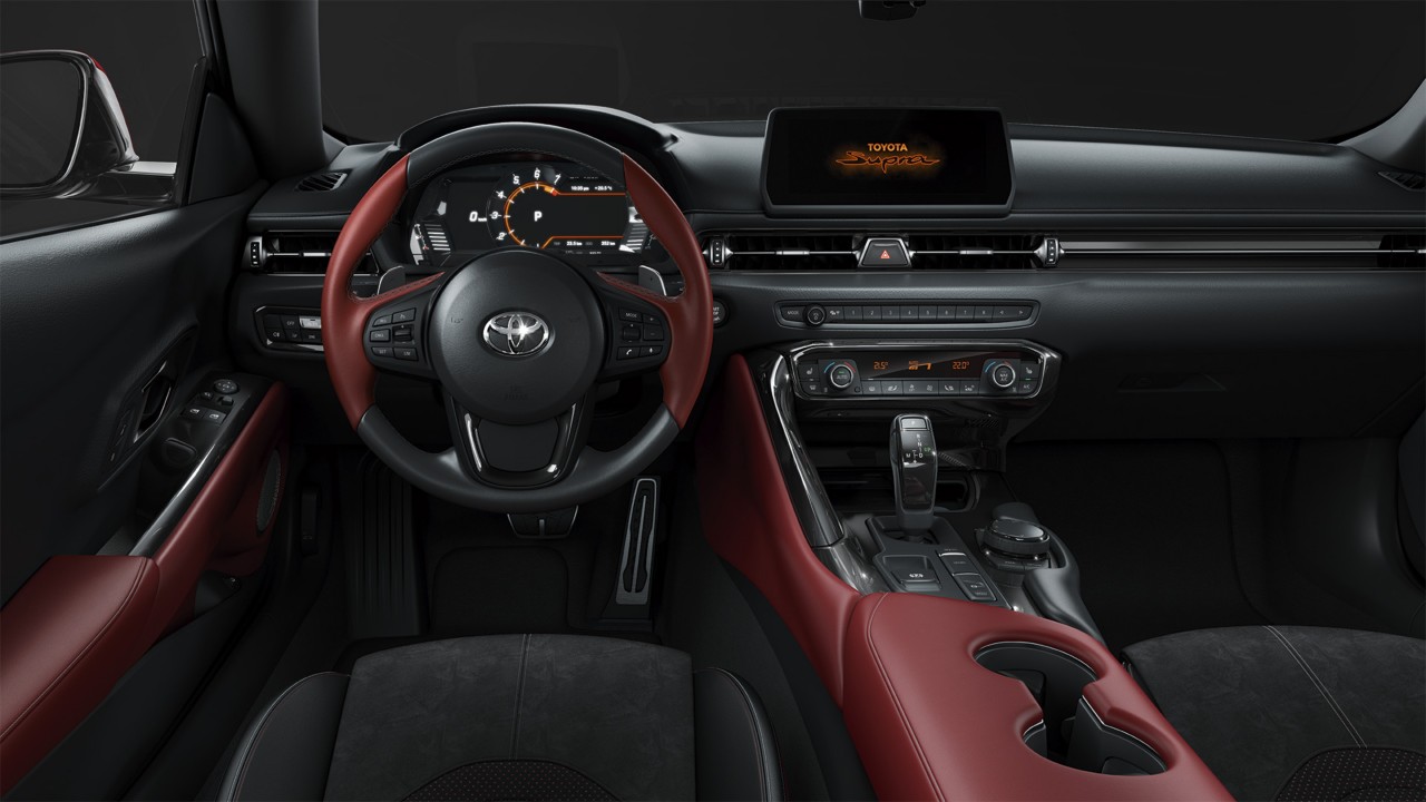 Toyota Corolla Hatchback front interior