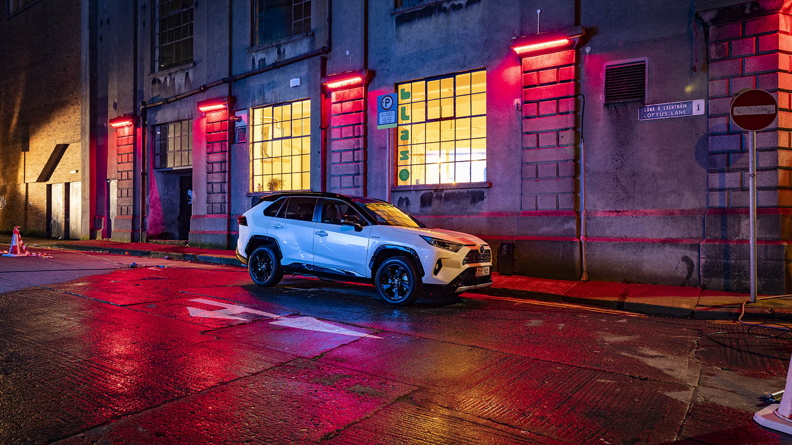 TOYOTA IRELAND ANNOUNCES INCENTIVES FOR SWITCHING TO LOW-EMISSIONS HYBRID IN 212 REGISTRATION PERIOD