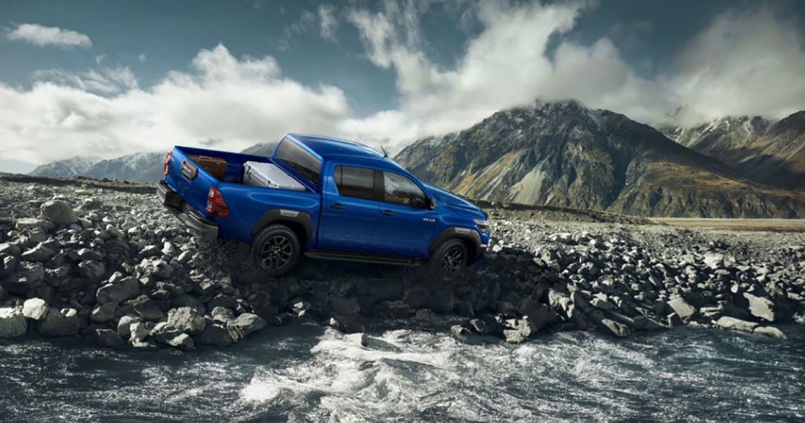 THE NEW HILUX – MAKES A POWERFUL IMPRESSION